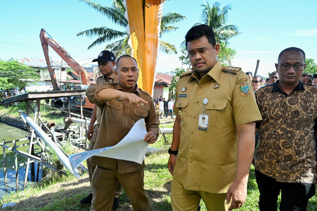 Jawab Keluhan Warga Puluhan Tahun Langganan Banjir, Bobby Nasution Benahi Waduk di Langkat