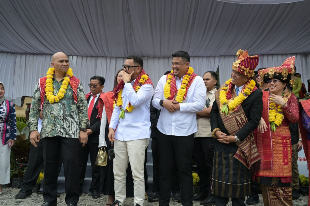 Bobby Nasution Salut Festival Pesta Bunga dan Buah Karo 2025: Luar Biasa
