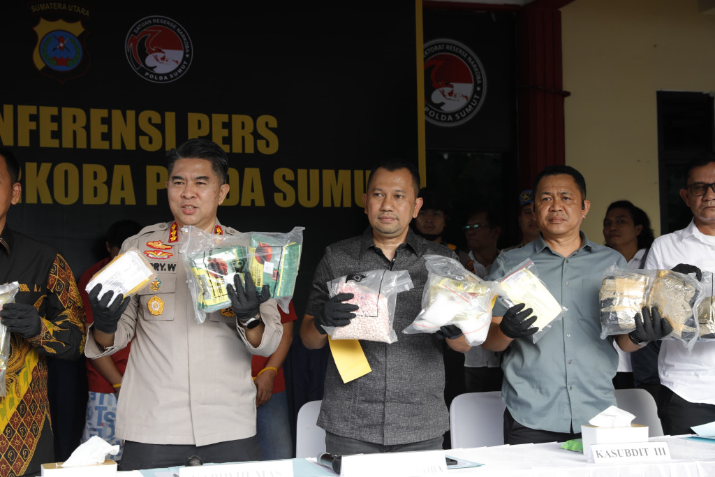 Polda Sumut - Polres Labuhanbatu dan Polres Labusel Ungkap 571 Kasus Narkoba