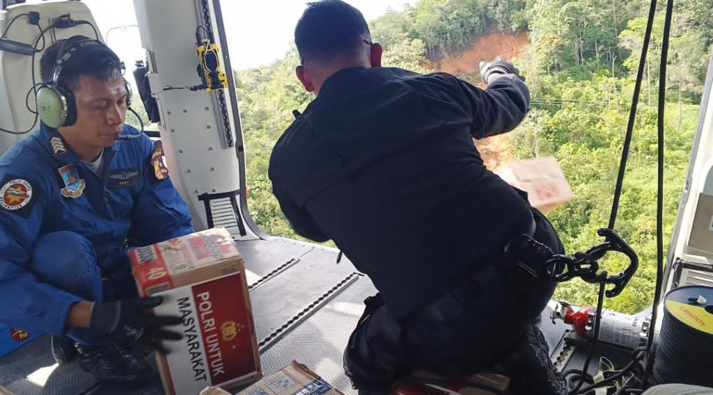 3 Titik Terisolasi Fokus Air Drop Logistik di Tapteng dan Taput