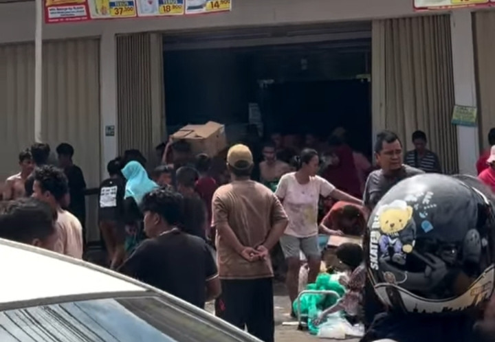 Para Penyintas Terduga Pelaku Penjarahan di Sibolga Dibebaskan