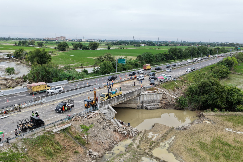 Ruas Tol MKTT Km 41+600 Tahap Akhir Pemulihan, Besok Mulai Normal - Siap Sambut Nataru
