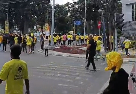 Musda Golkar Sumut Ricuh, Sekelompok Massa Saling Serang