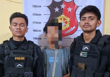 Pria Bawa Samurai Diamankan Personel Samapta Polda Sumut, Sempat Berikan Perlawanan