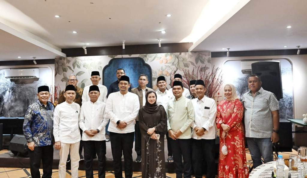 Buka Puasa Bersama DPRD Sumut, Bobby Nasution Tekankan Perkuat Sinergi Eksekutif - Legislatif
