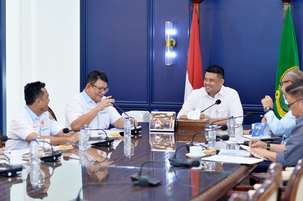 Bobby Nasution Minta KONI Pertahankan Rangking Sumut di PON 2028