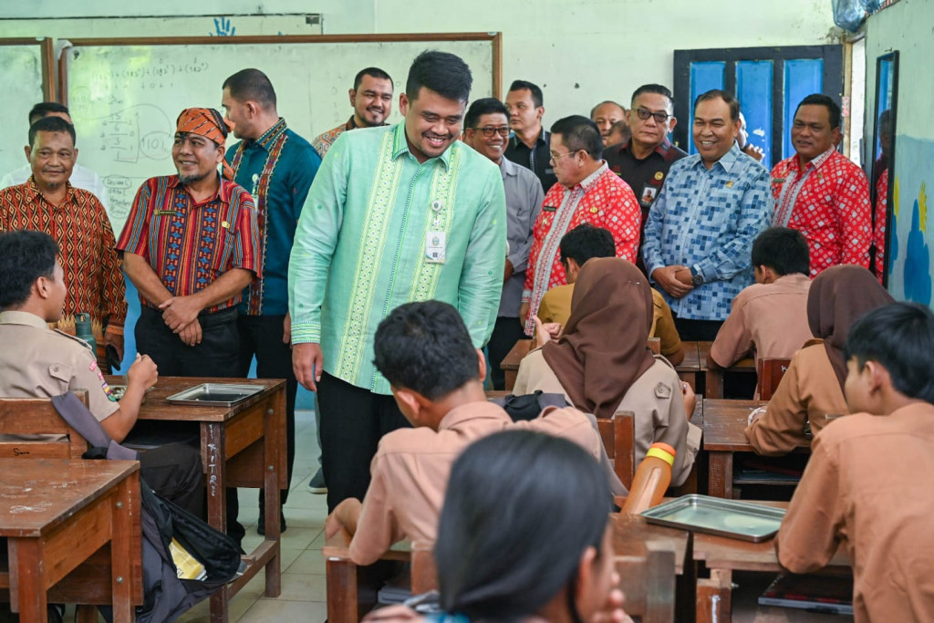 MA Putuskan Sengketa SMA Negeri 5 Pematangsiantar, Bobby Nasution Pastikan Relokasi