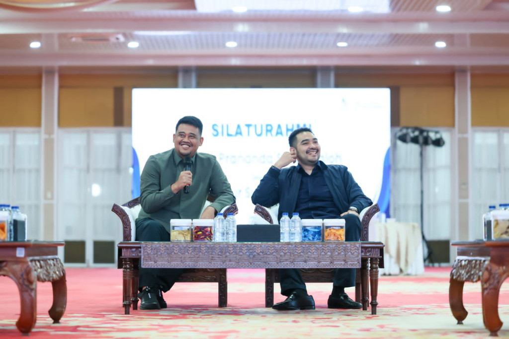 Prananda - Bobby Makan Bareng, Pengamat: Bagian dari Konsolidasi Elite Politik Nasional di 2026