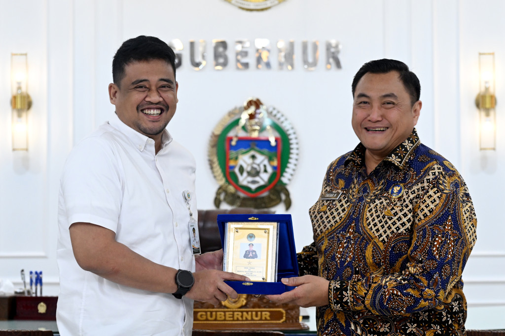 Bobby Nasution Larang ASN hingga Pegawai BUMD di Sumut Gunakan Vape, Sanksi Disiplin - Bupati - Wali Kota Diminta Lakukan Pengawasan