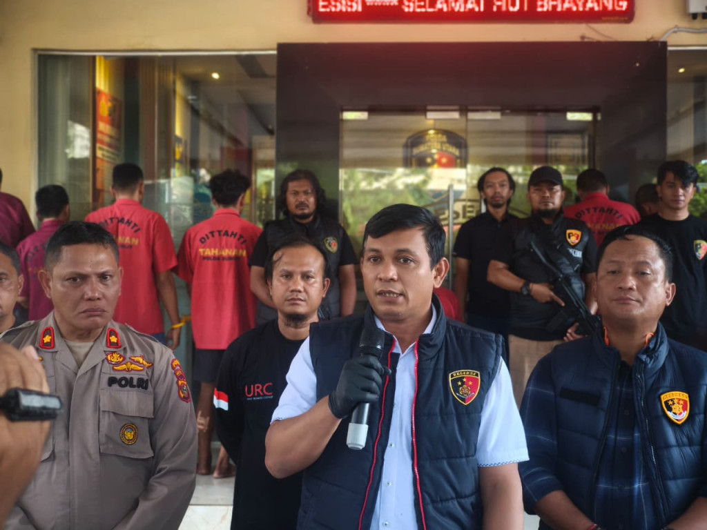 Komplotan Pencuri Mobil Antarprovinsi Dibongkar Polda Sumut, 5 Tersangka Ditangkap - Otak Pelaku Pecatan TNI