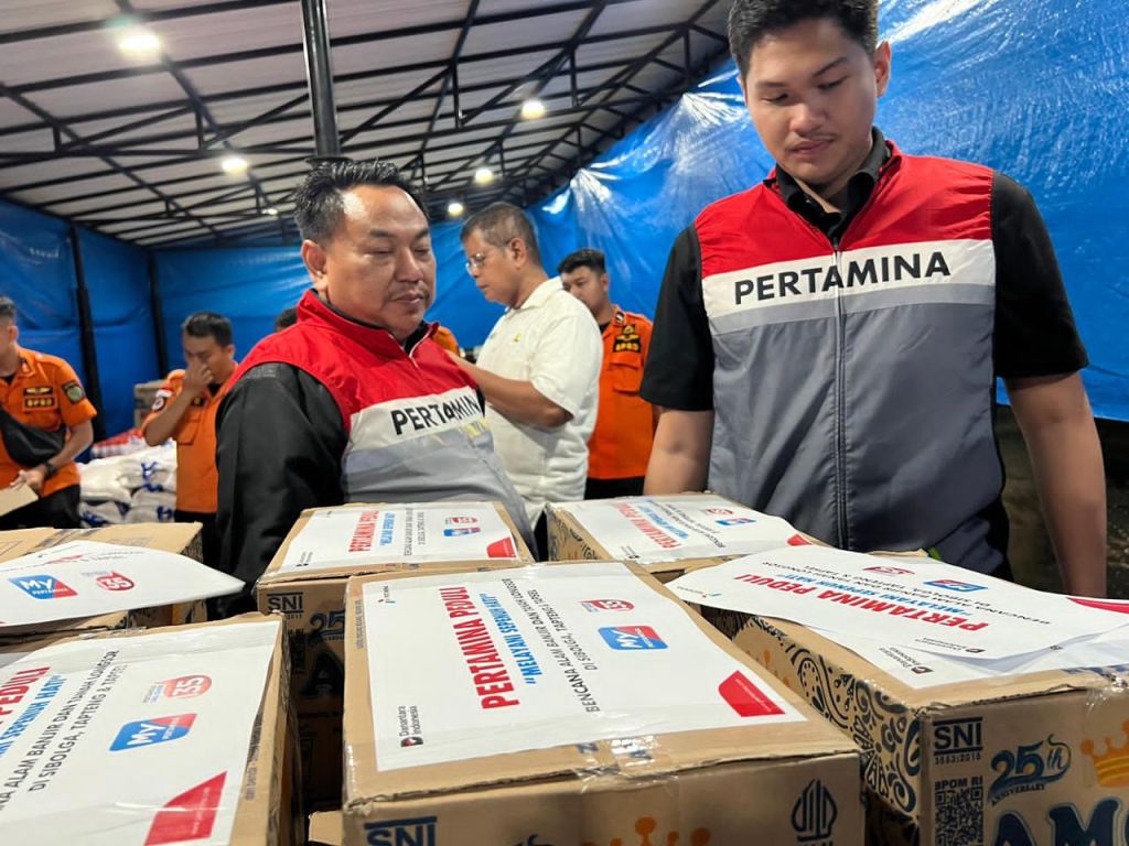 Pertamina Sumbagut Salurkan Bantuan ke Daerah Terdampak Bencana Alam